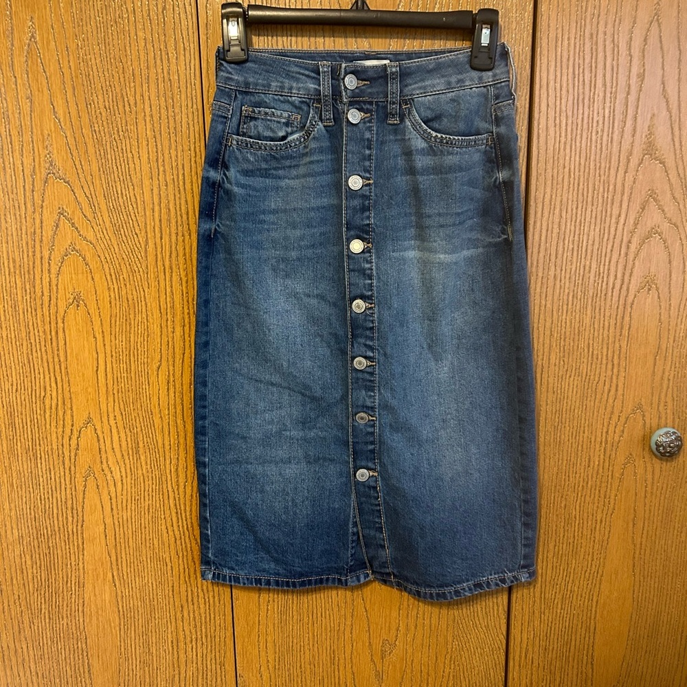 Denim skirt
